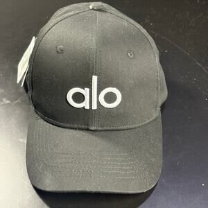 Alo Yoga Off-Duty StrapBack Cap Black/White Adjustable Hat Black New